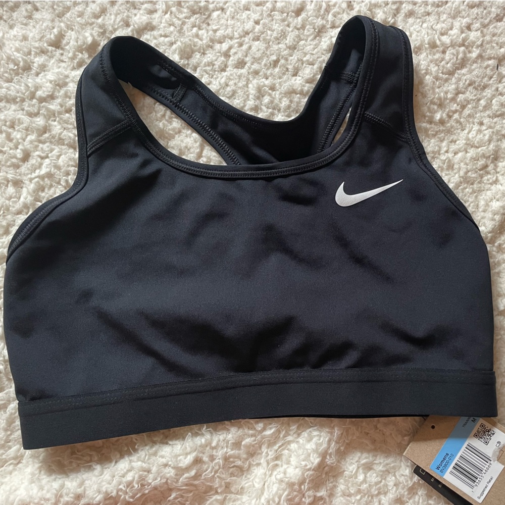 BNWT Nike Dri-fit training sports bra